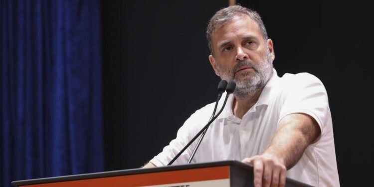 நீட் மாணவி தற்கொலை விவகாரம்; கல்வி முறையை மோடி அரசு சீரழித்துவிட்டதாக ராகுல் காந்தி சாடல்!